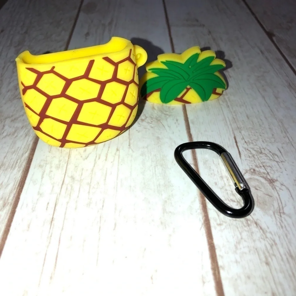 PINEAPPLE Silicone AirPod Case W/ Keychain